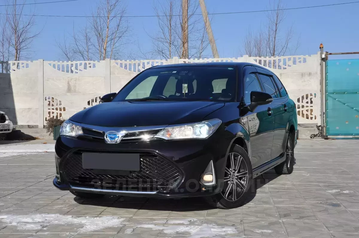 Toyota Corolla Fielder 2017