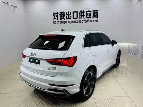 Audi Q3 2021