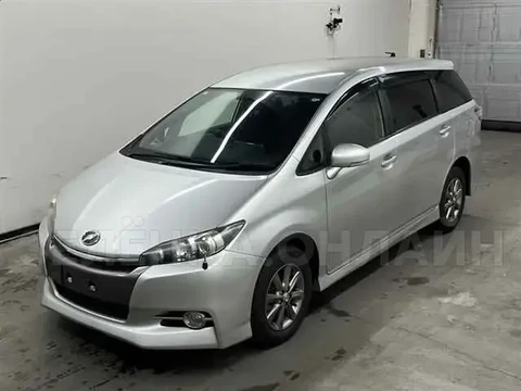 Toyota Wish 2013