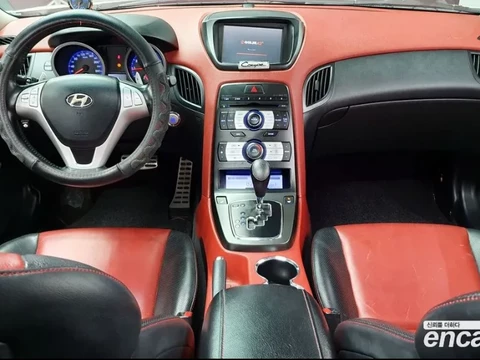 Hyundai Genesis Coupe 2009