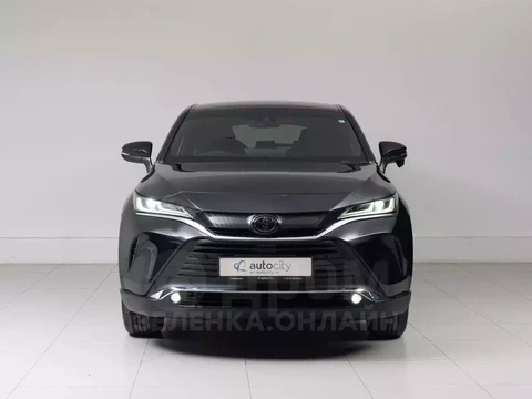 Toyota Harrier 2020