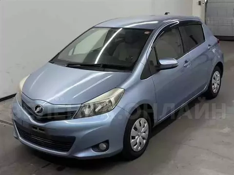 Toyota Vitz 2013