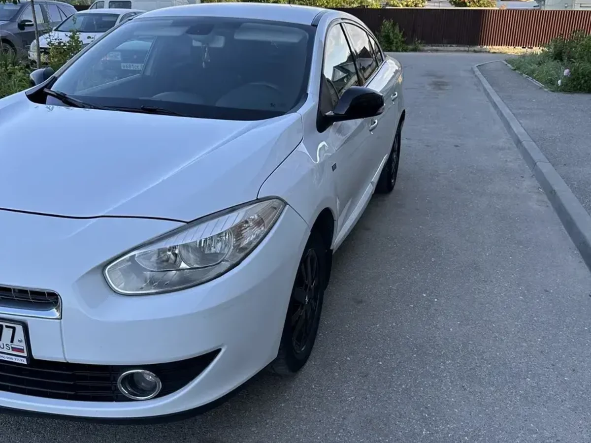 Renault Fluence 2012