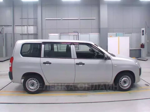 Toyota Probox 2022
