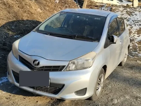 Toyota Vitz 2012