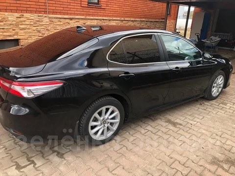 Toyota Camry 2021