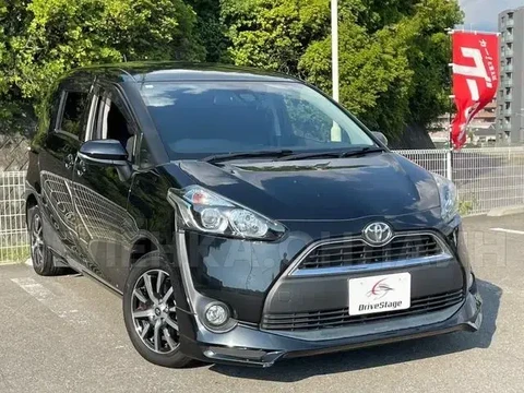 Toyota Sienta 2017