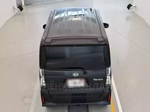 Daihatsu Tanto 2022