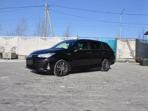 Toyota Corolla Fielder 2017