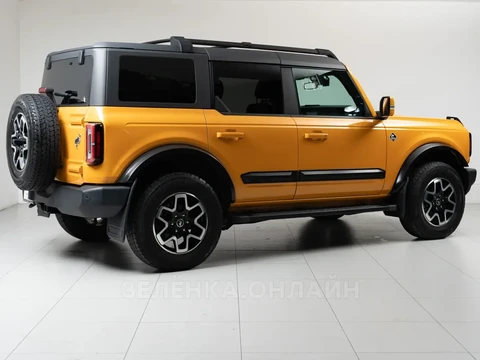 Ford Bronco 2022