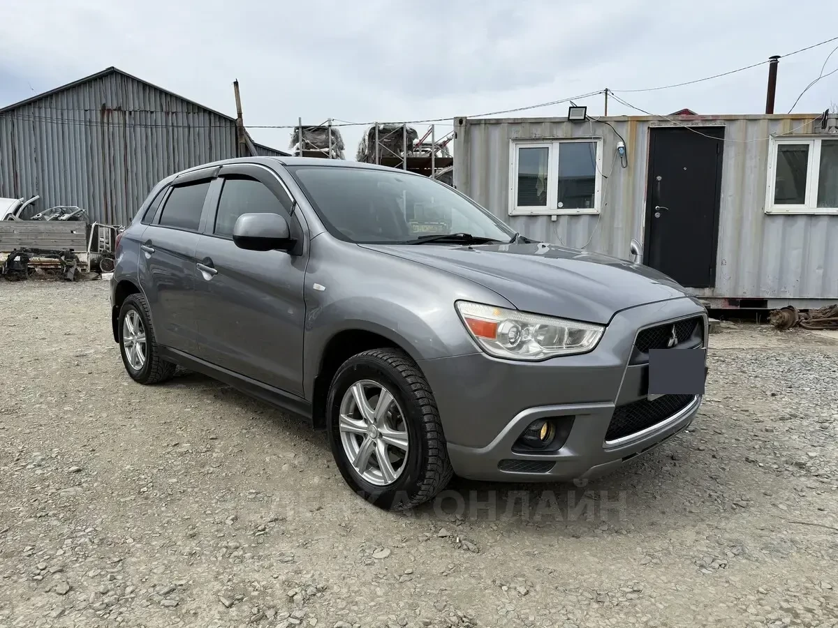 Mitsubishi RVR 2010