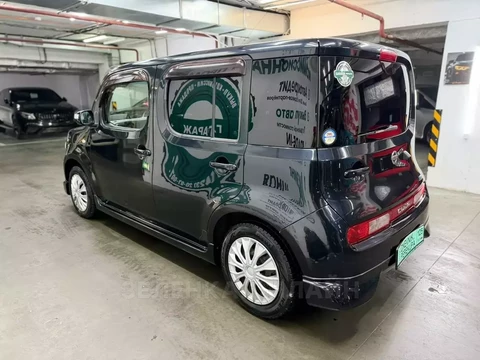 Nissan Cube 2011
