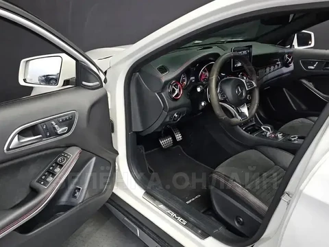 Mercedes-Benz GLA 2019