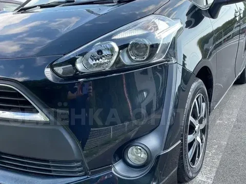 Toyota Sienta 2017