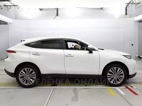Toyota Harrier 2022