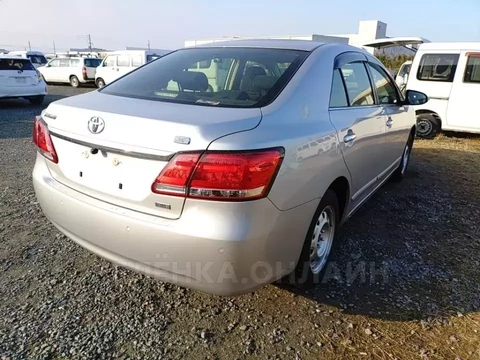 Toyota Premio 2021