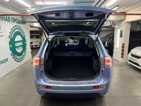 Mitsubishi Outlander 2013