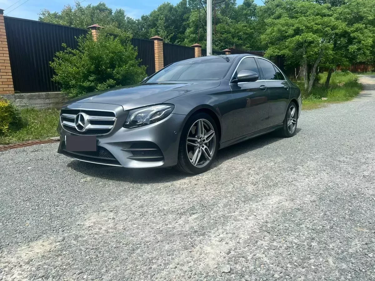 Mercedes-Benz E-Класс 2019