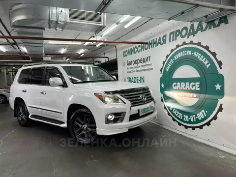 Lexus LX570 2013