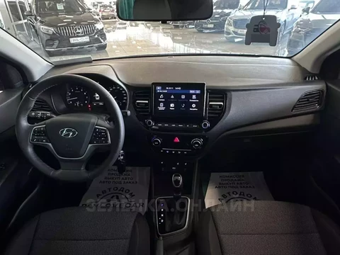 Hyundai Solaris 2021