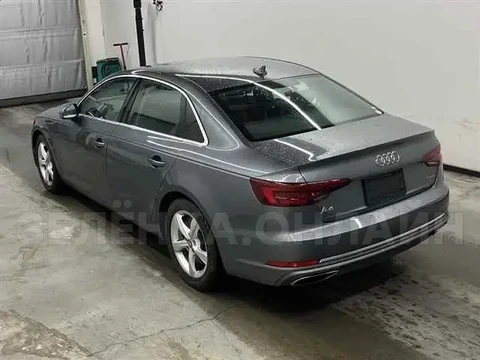 Audi A4 2019