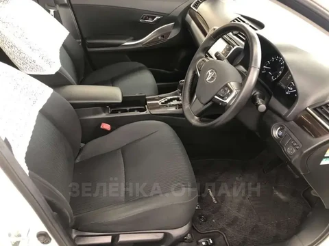 Toyota Premio 2020