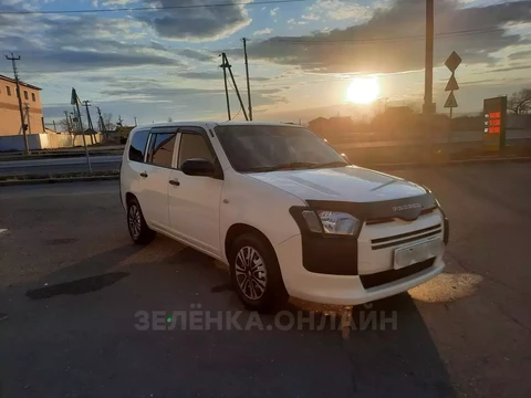 Toyota Probox 2020