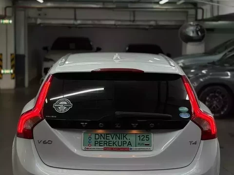 Volvo V60 2014