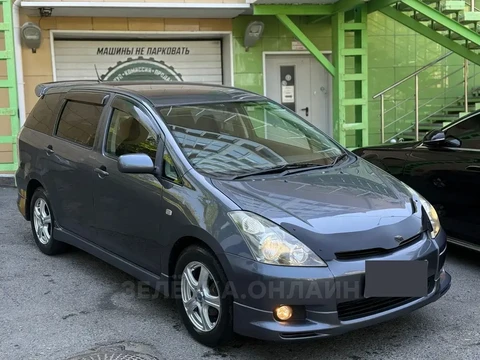 Toyota Wish 2004