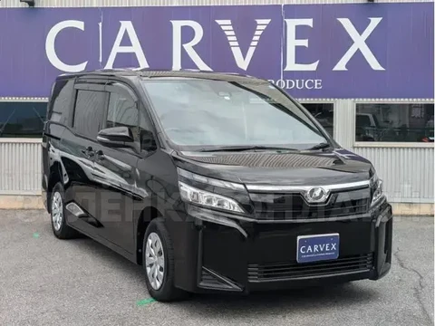 Toyota Voxy 2019