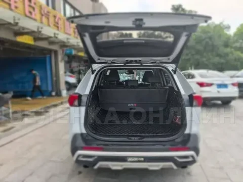 Toyota RAV4 2021