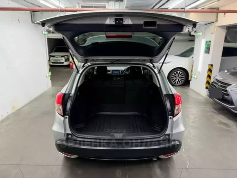 Honda Vezel 2016