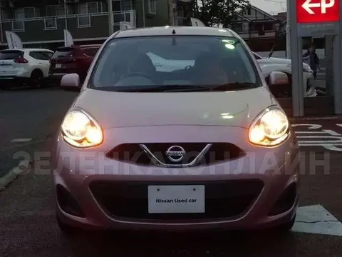 Nissan March 2016