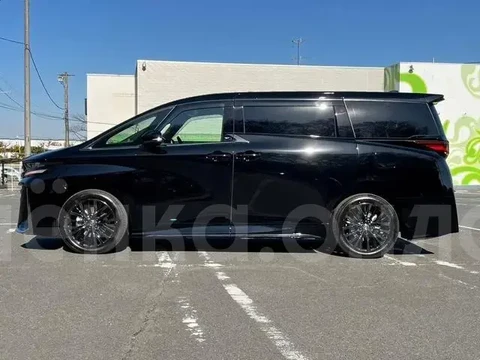 Toyota Vellfire 2024