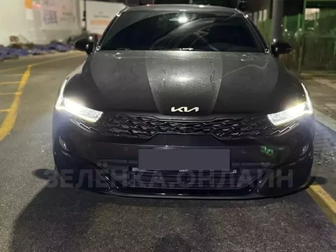 Kia K5 2021