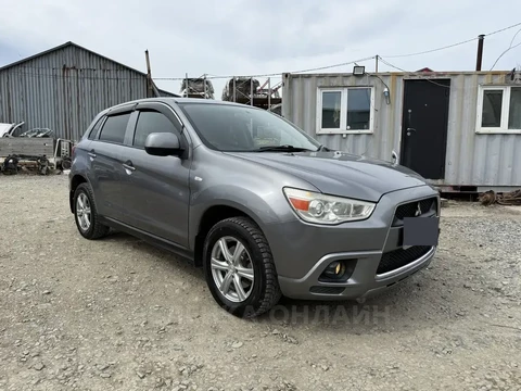 Mitsubishi RVR 2010