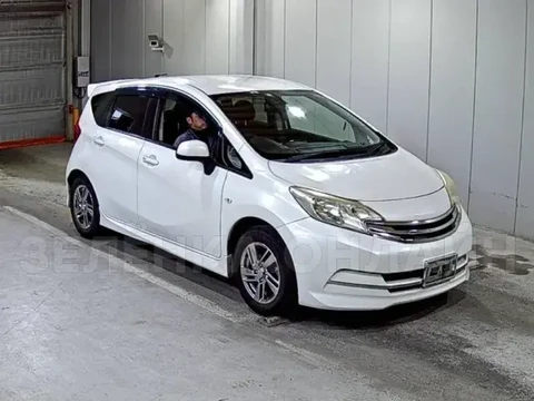 Nissan Note 2012