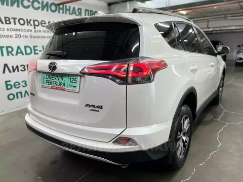 Toyota RAV4 2016