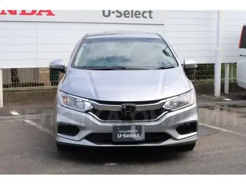 Honda Grace 2018