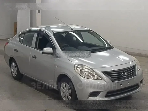 Nissan Tiida 2015