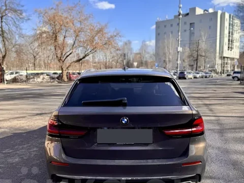 BMW 5 серии 2020