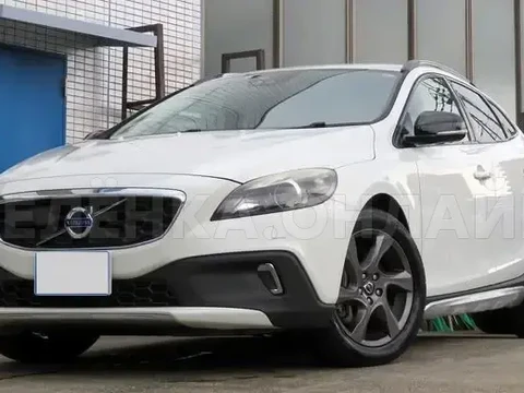 Volvo V40 2013