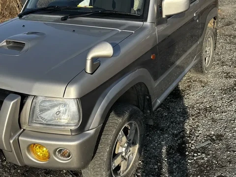 Mitsubishi Pajero Mini 2002