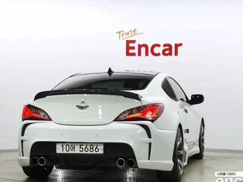 Hyundai Genesis Coupe 2009