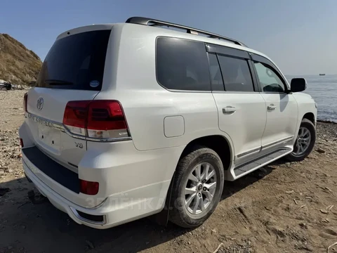 Toyota Land Cruiser 2018