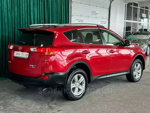 Toyota RAV4 2013