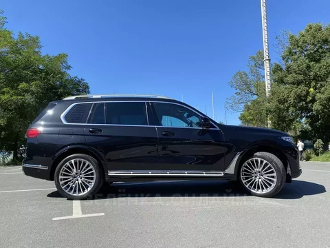 BMW X7 2019
