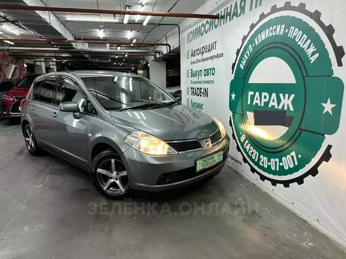 Nissan Tiida 2006