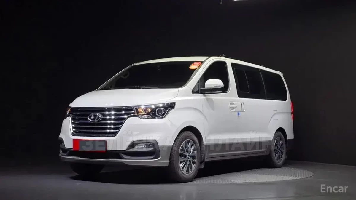 Hyundai Grand Starex 2021
