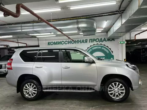 Toyota Land Cruiser Prado 2014